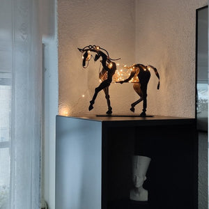 METAL HORSE SCULPTURE DECORATION